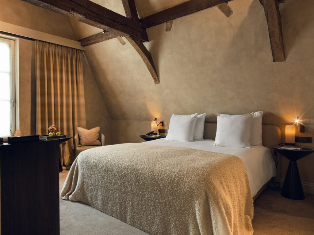 the Classic Room at 5-star superior hotel Botanic Sanctuary Antwerp
